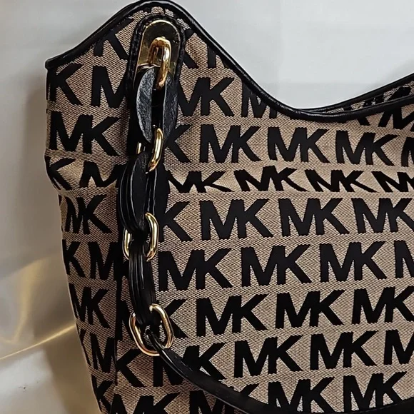 MICHAEL Michael Kors Signature Shoulder Bag Black/Brown NWT - Picture 4 of 14